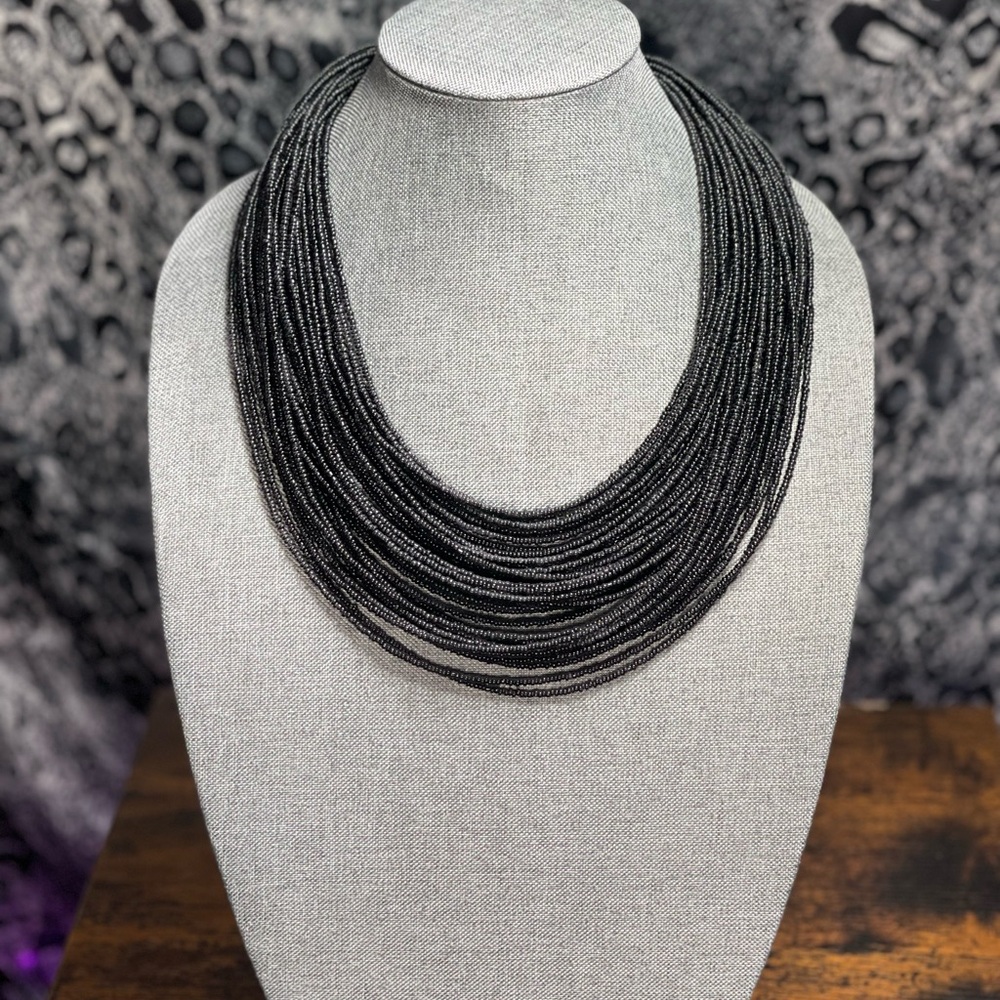 Elegant Black and Gold Beaded Necklace